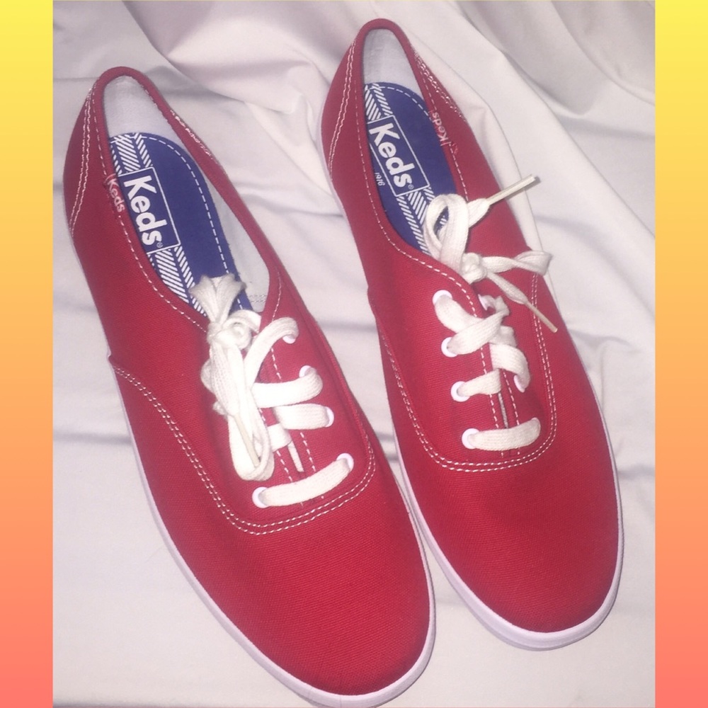 Red Keds new with out tags size 10